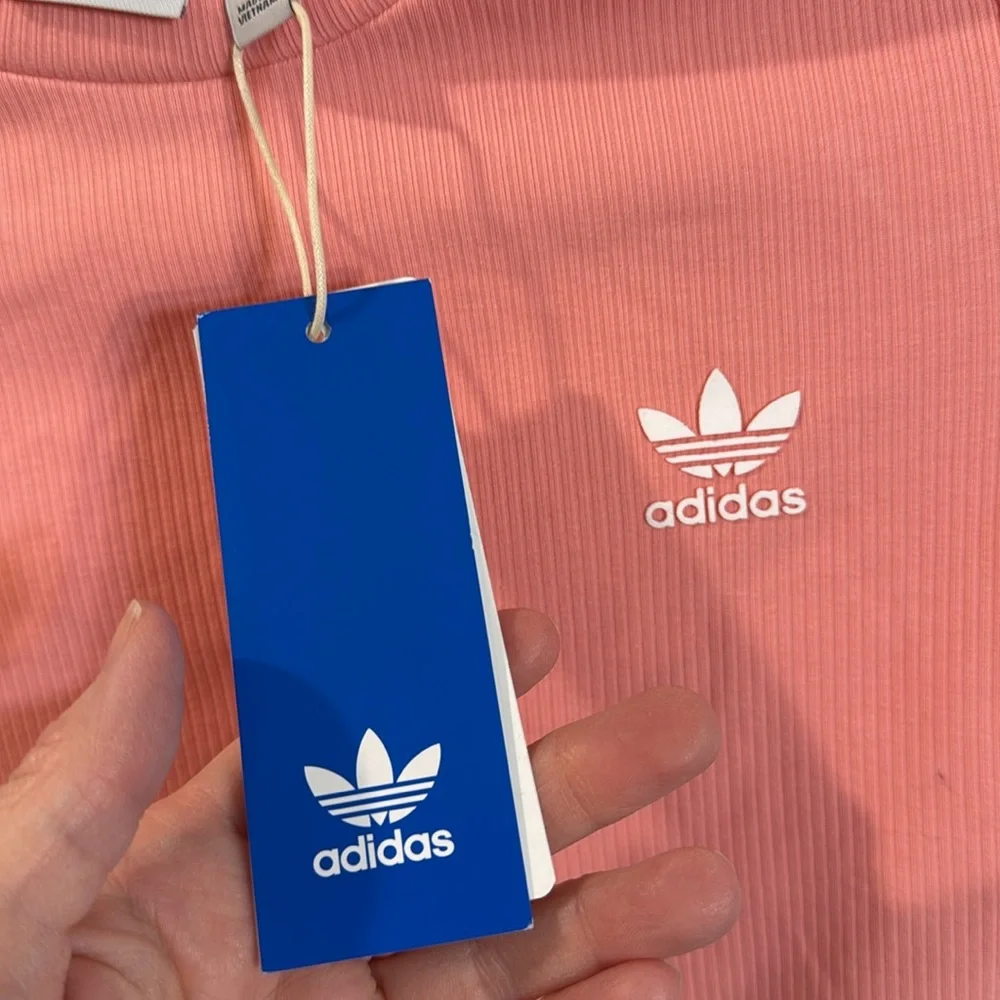 Adidas rib crop tee semi pink spark medium NWT